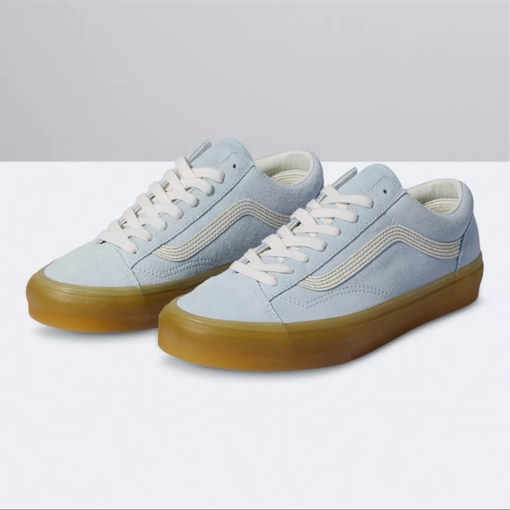 Vans double light style 36 gum button